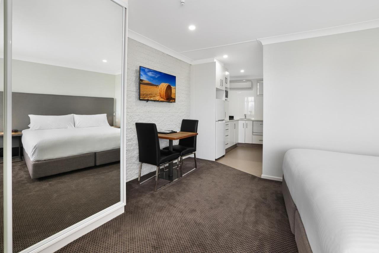 The Duck Inn Apartments Τάμγουορθ Εξωτερικό φωτογραφία