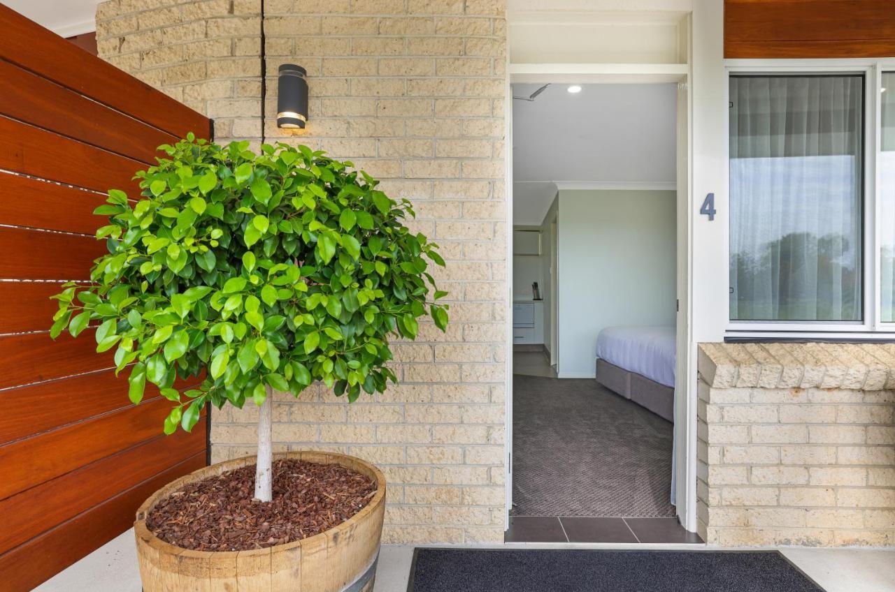 The Duck Inn Apartments Τάμγουορθ Εξωτερικό φωτογραφία